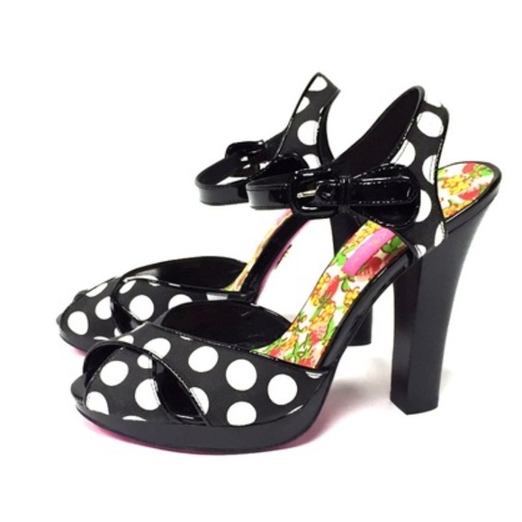 betsey johnson polka dot pumps